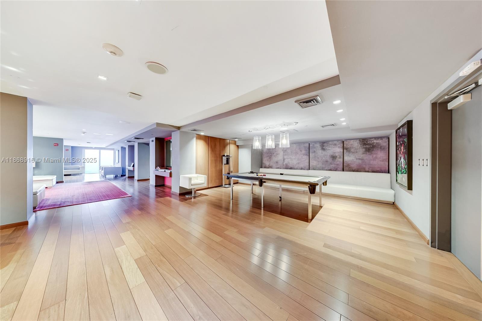 325 S Biscayne Blvd #2515, Miami FL 33131