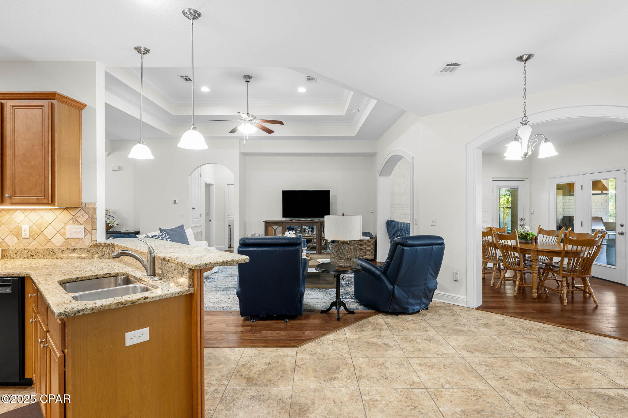 Listing photo id 47 for 169 Lake Merial Boulevard