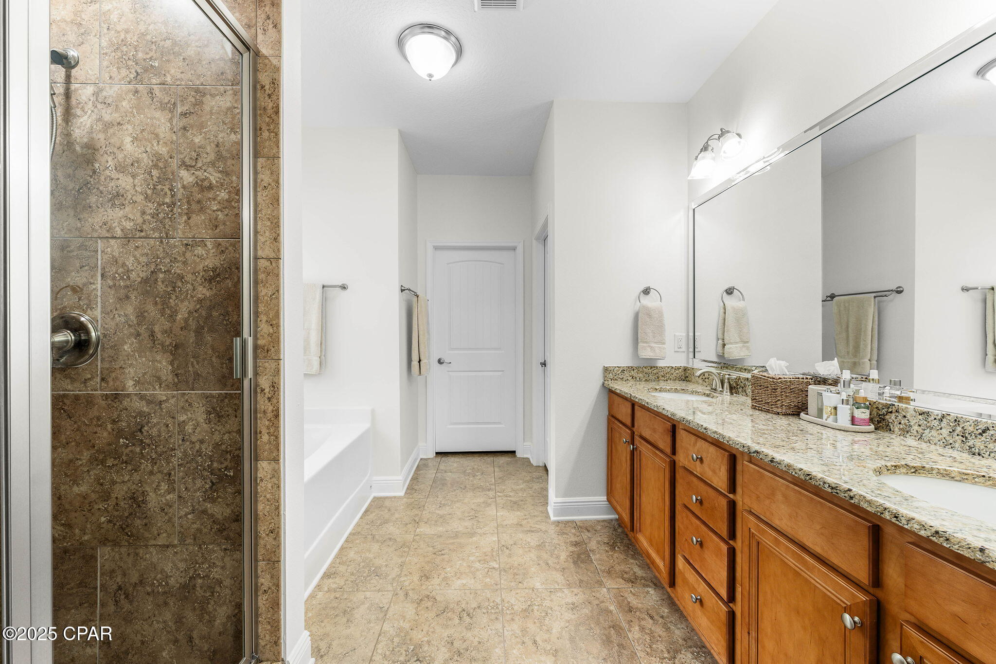 Listing photo id 59 for 169 Lake Merial Boulevard