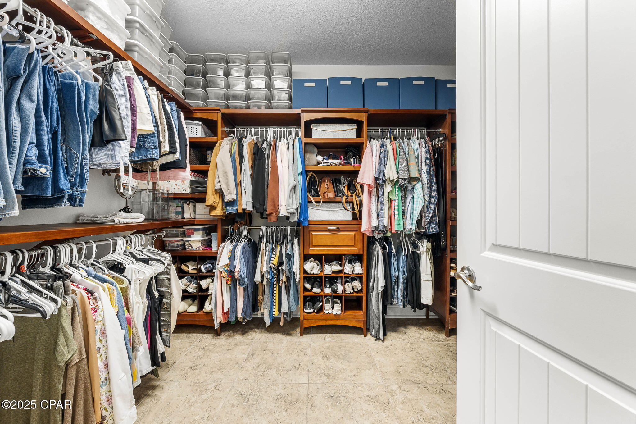 Listing photo id 63 for 169 Lake Merial Boulevard