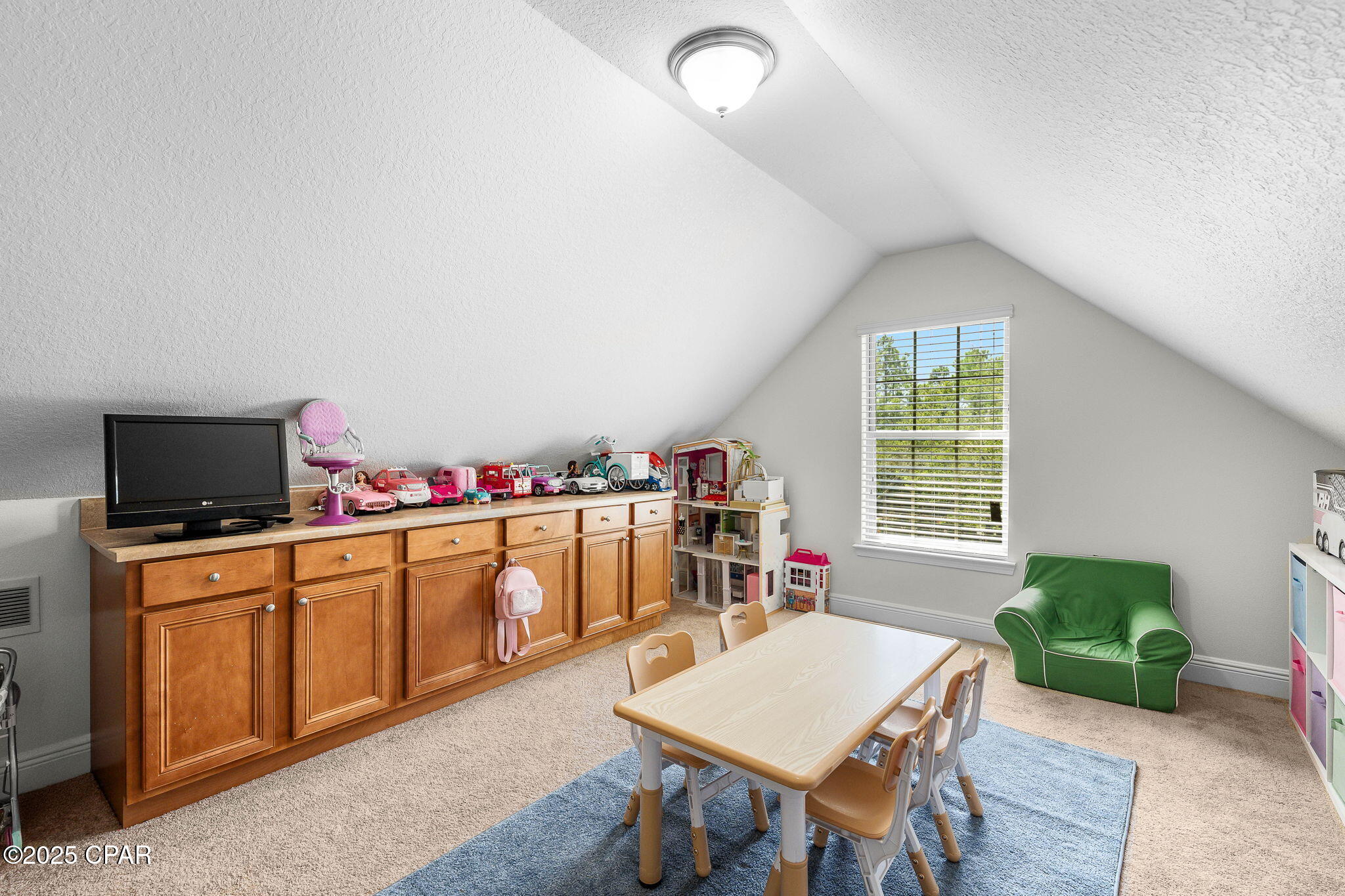 Listing photo id 72 for 169 Lake Merial Boulevard