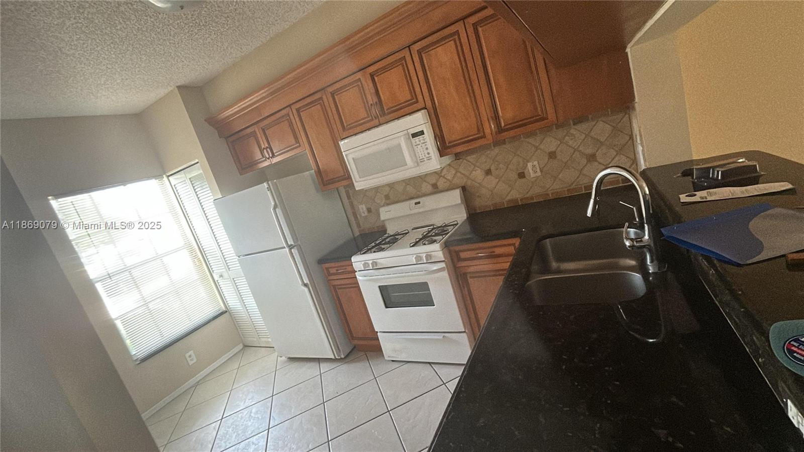 Property photo # 8