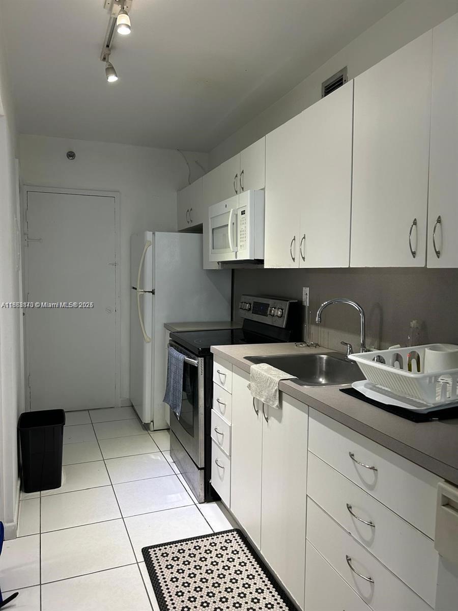 Property photo # 8
