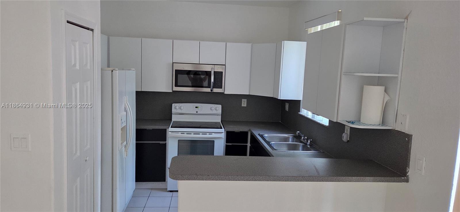 Property photo # 2