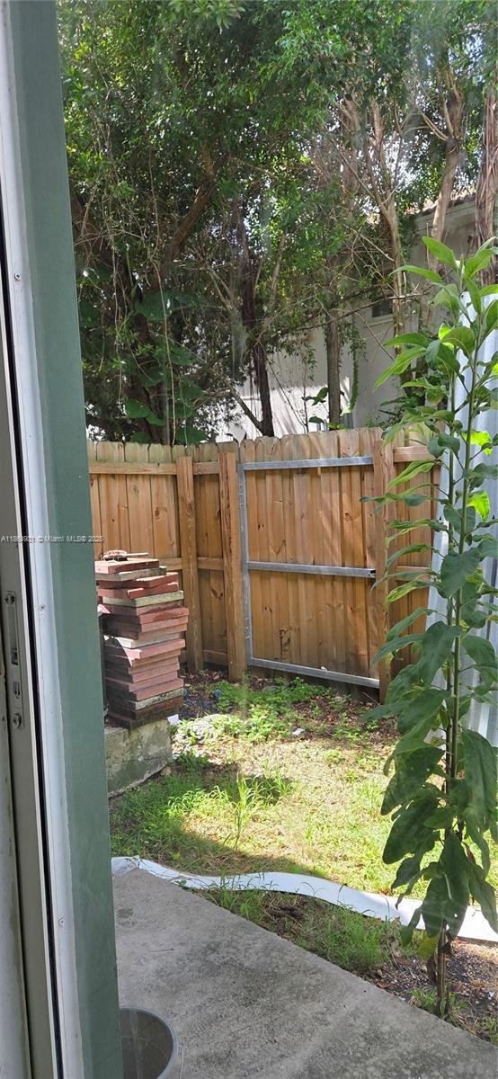 Property photo # 4