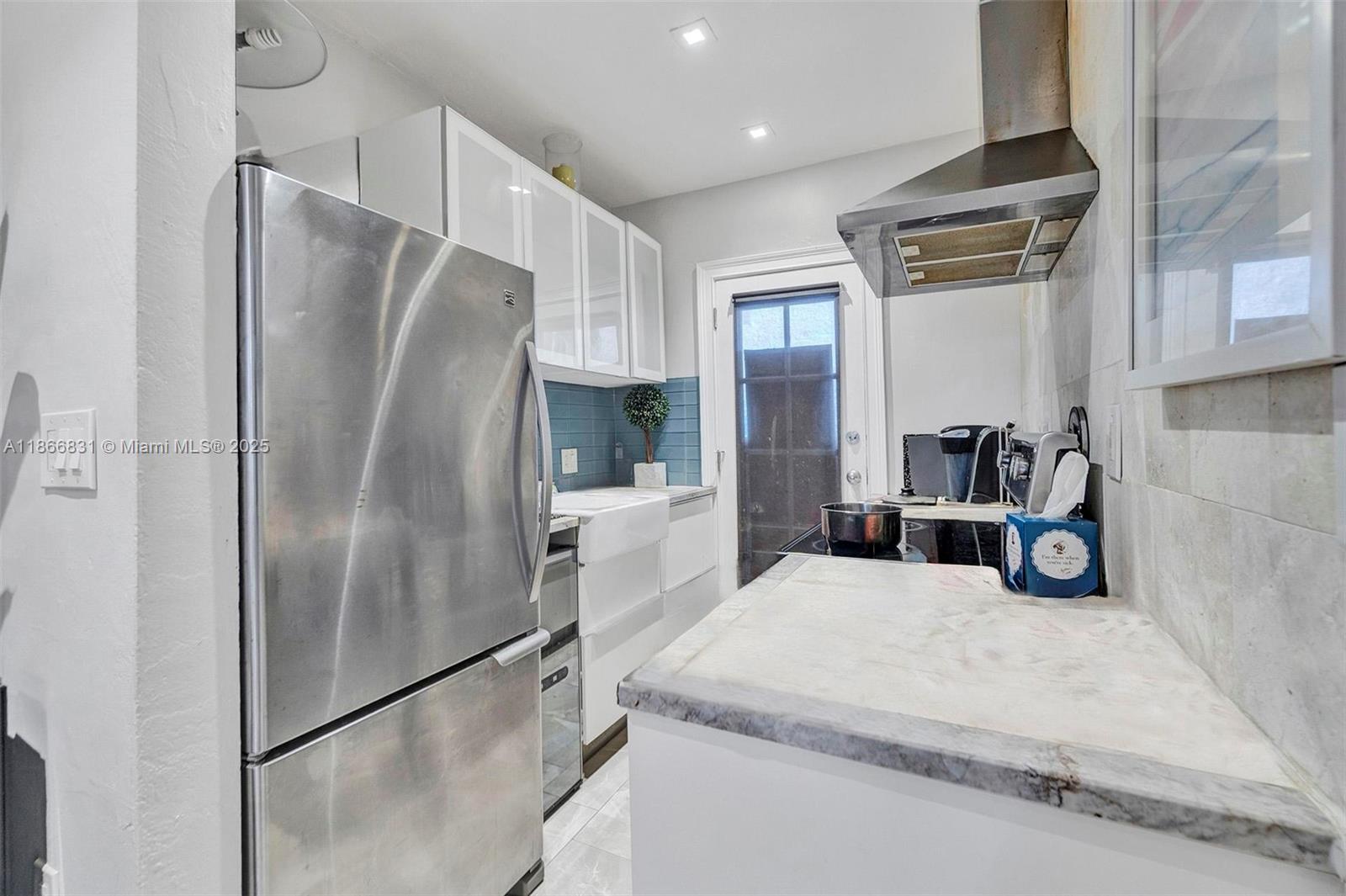 Property photo # 0