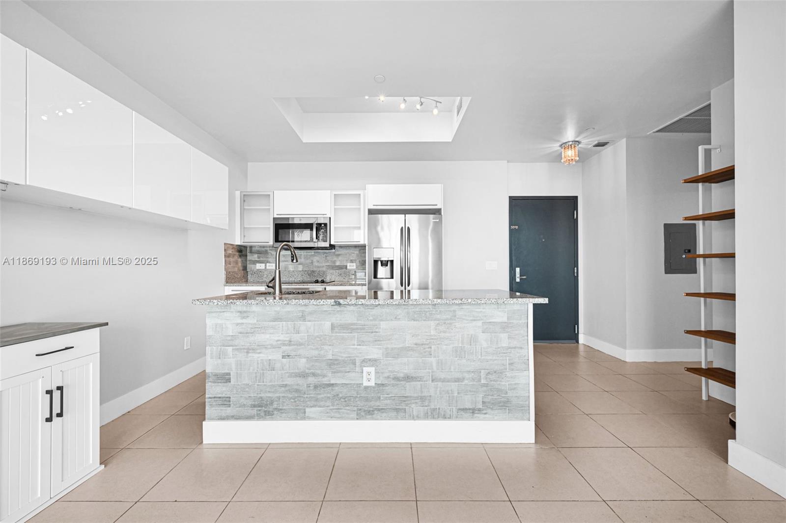 Property photo # 9