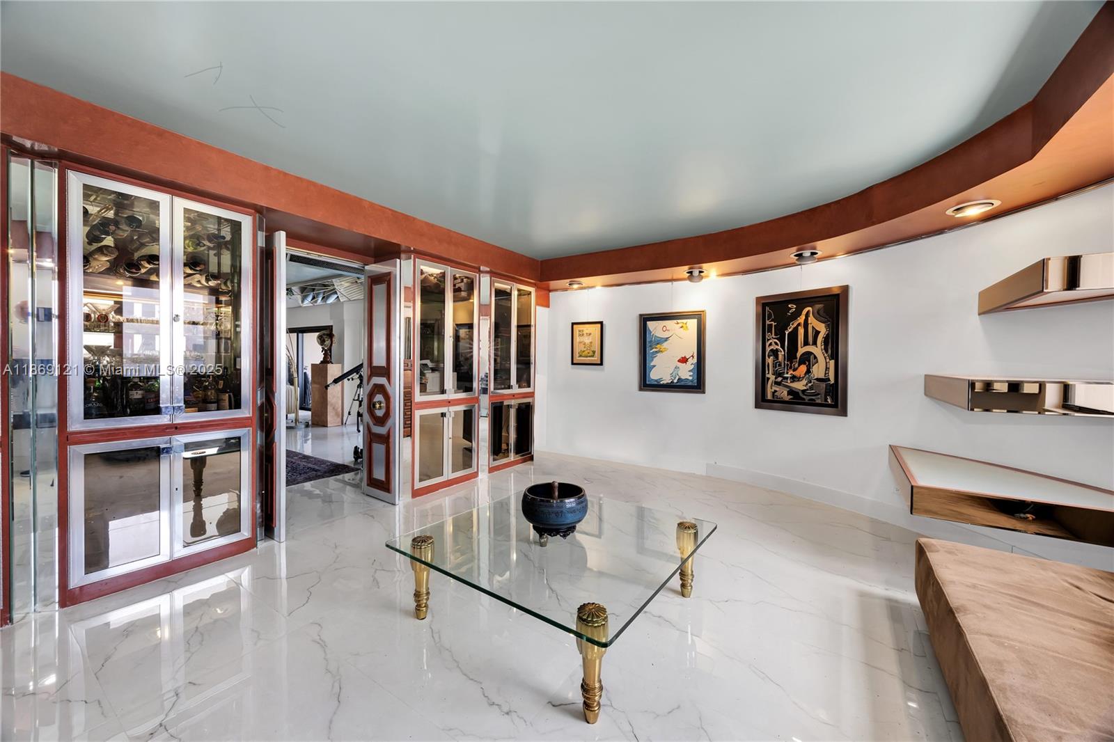Property photo # 6