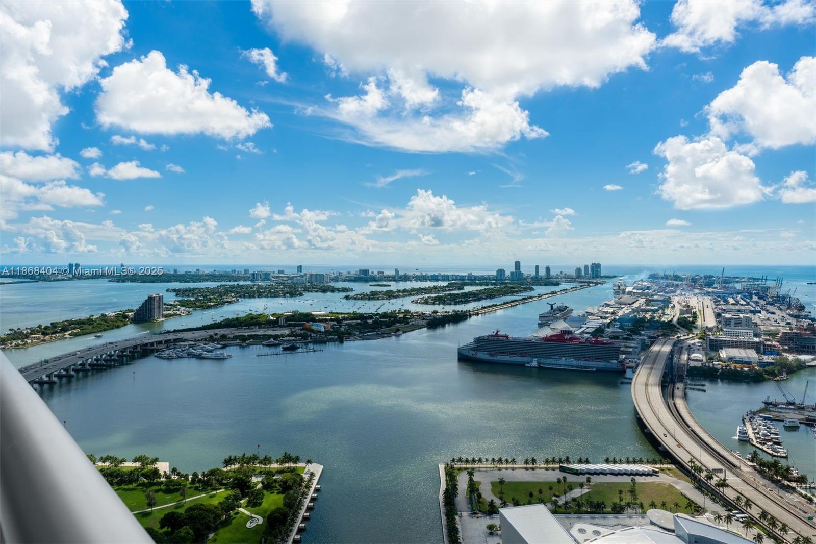 888 Biscayne Blvd #5507/5607, Miami FL 33132