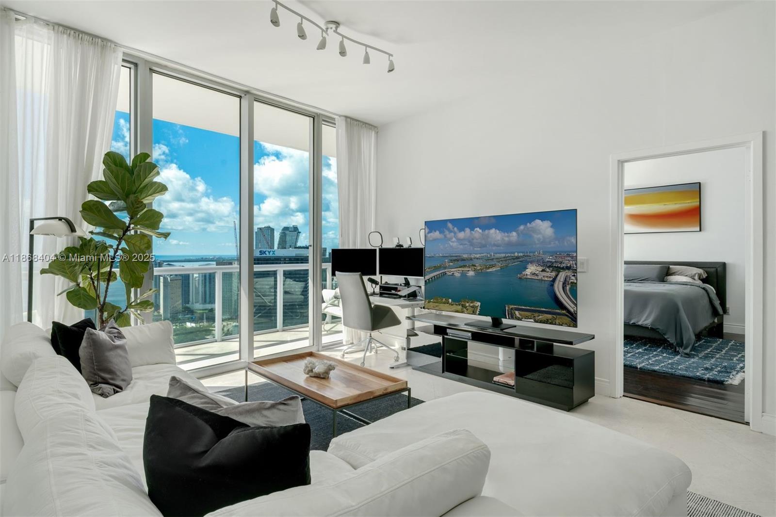 888 Biscayne Blvd #5507/5607, Miami FL 33132