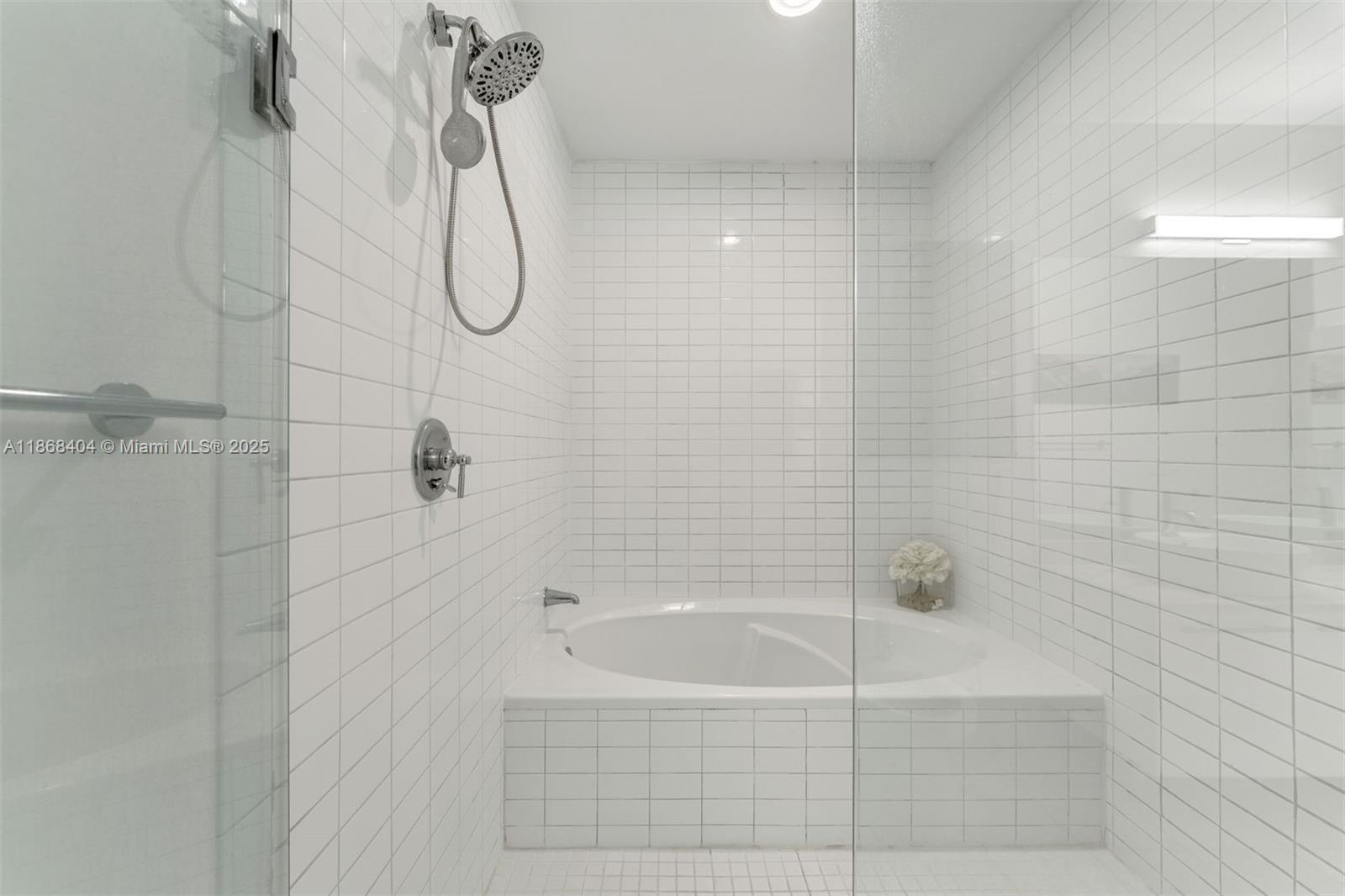 888 Biscayne Blvd #5507/5607, Miami FL 33132