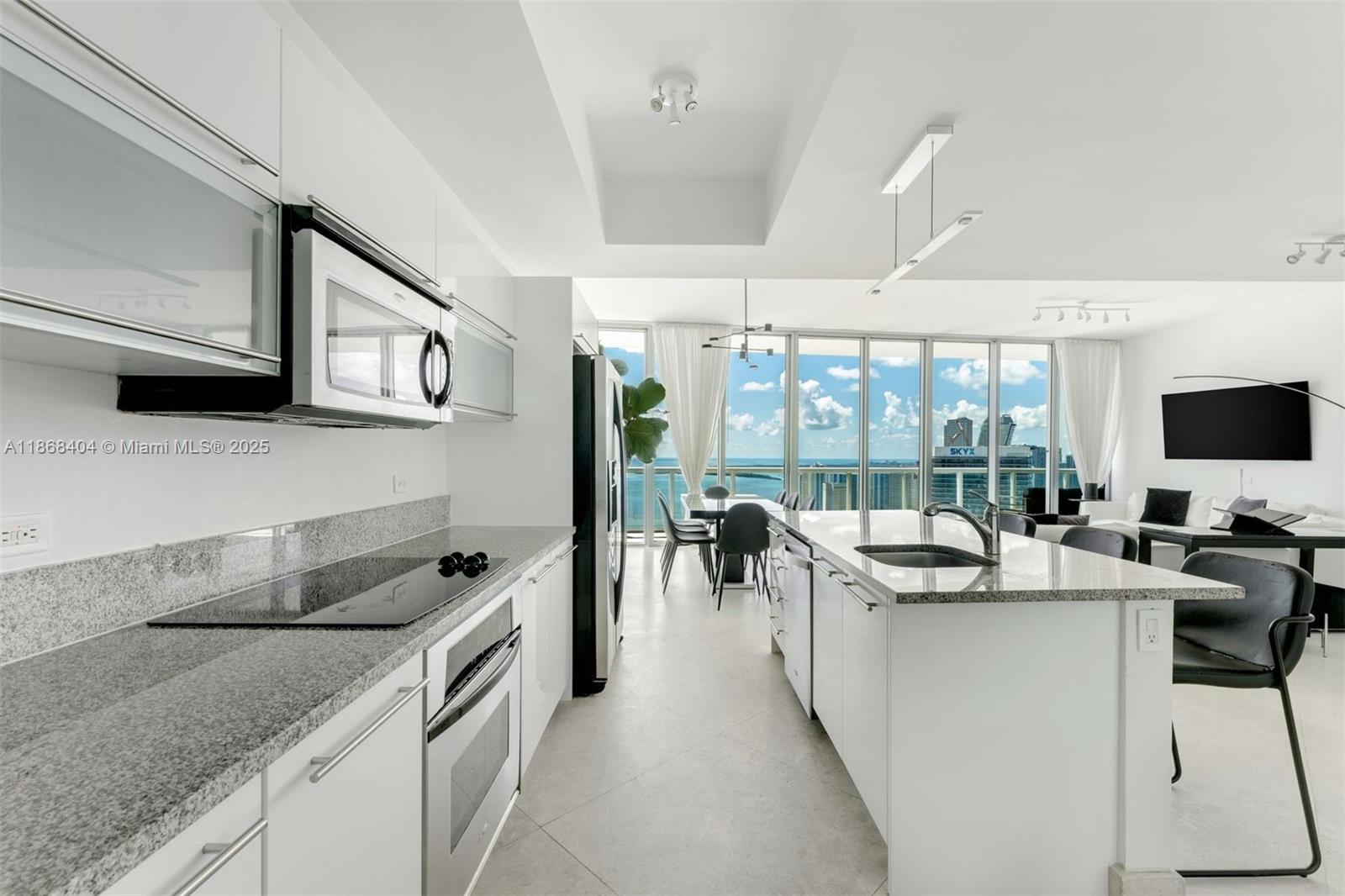 888 Biscayne Blvd #5507/5607, Miami FL 33132