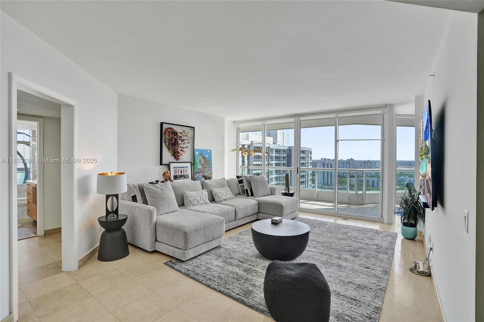 Property photo # 0