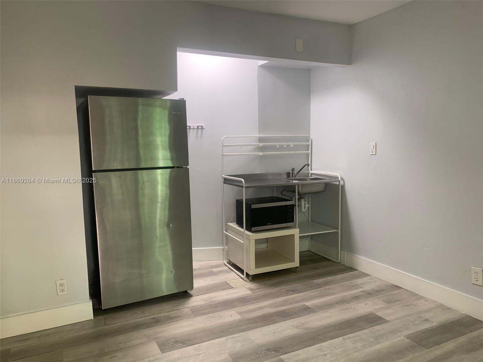 Property photo # 4