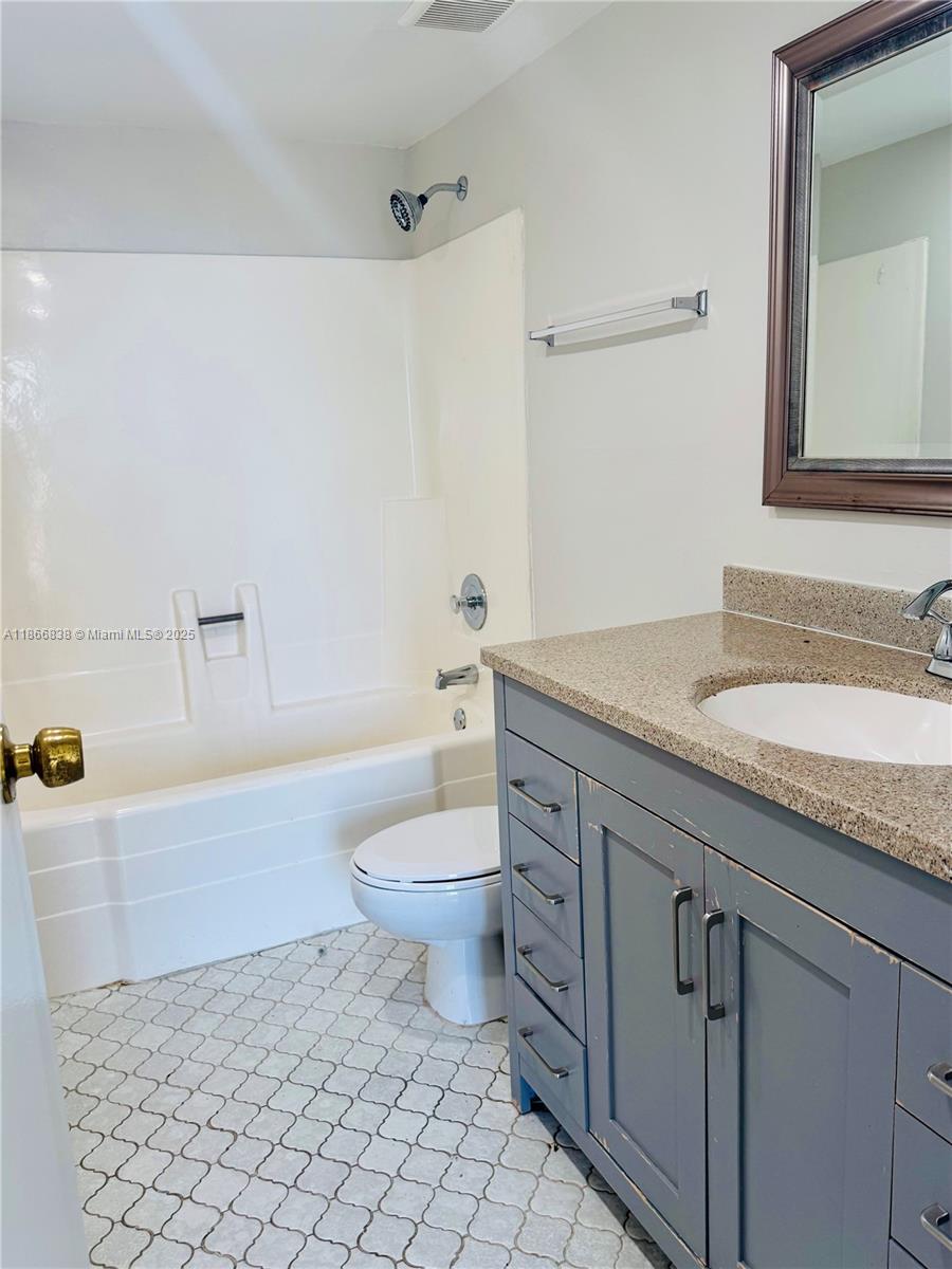 Property photo # 7
