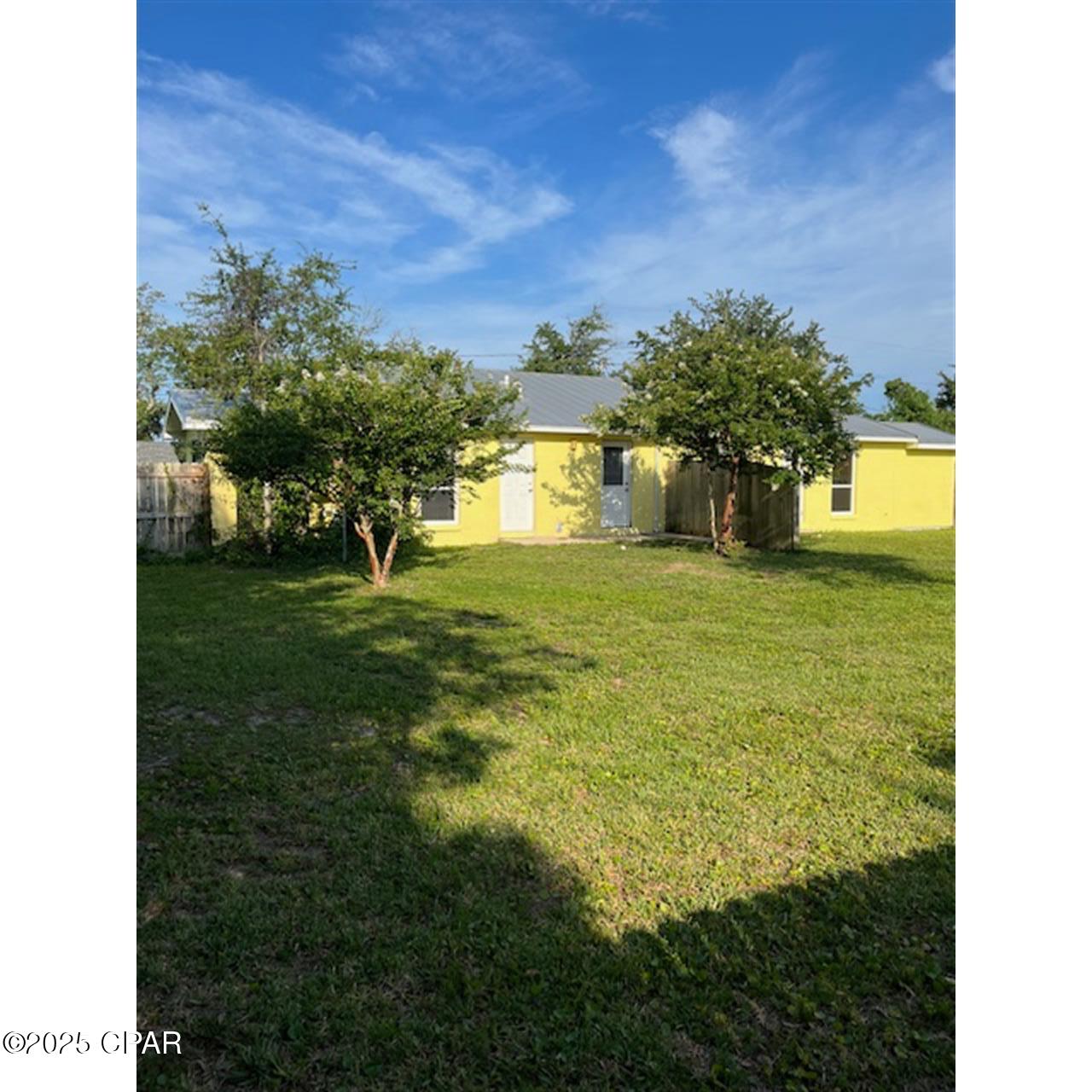 Image 16 For 3039 Headland Avenue