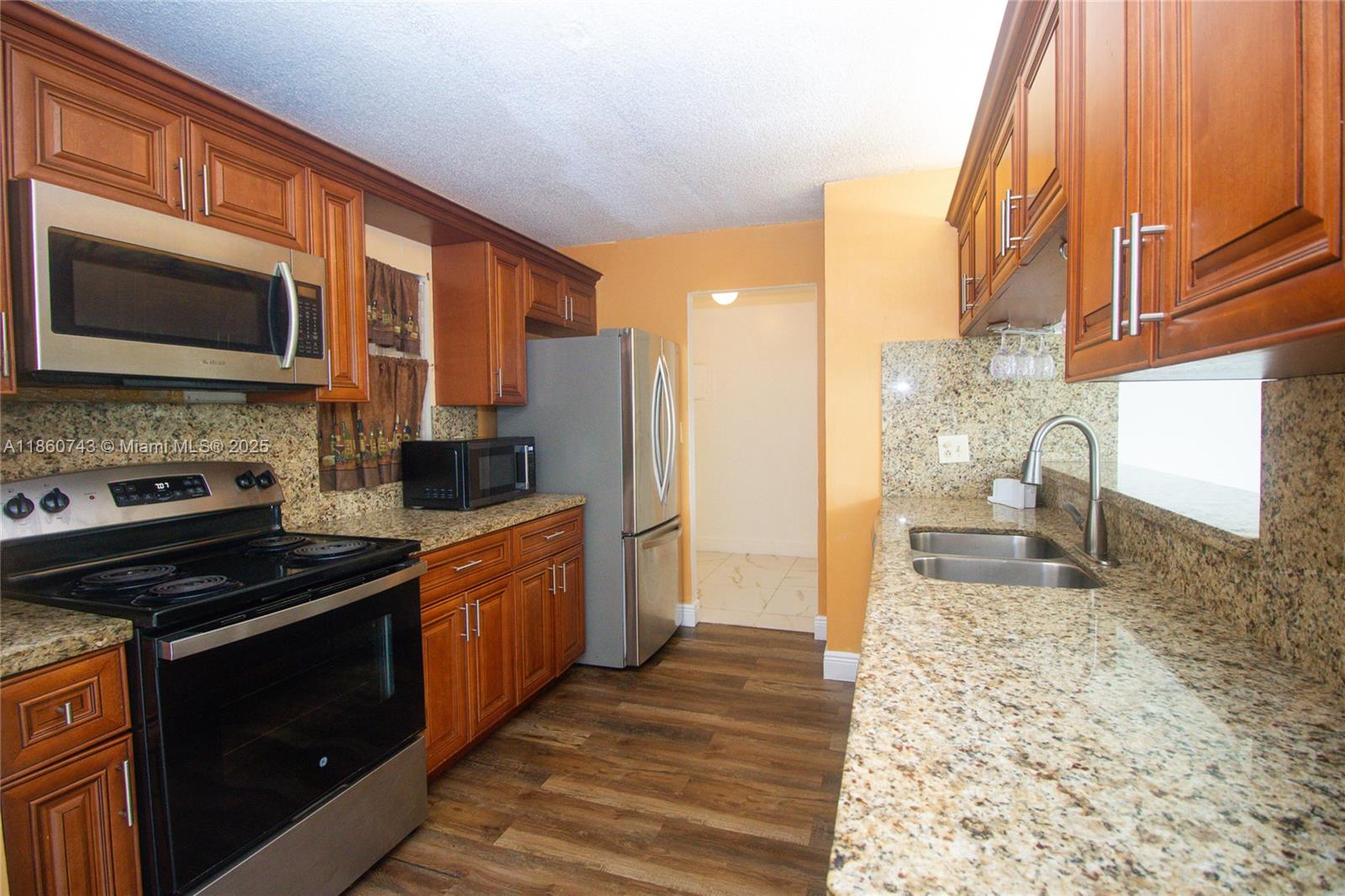 Property photo # 0
