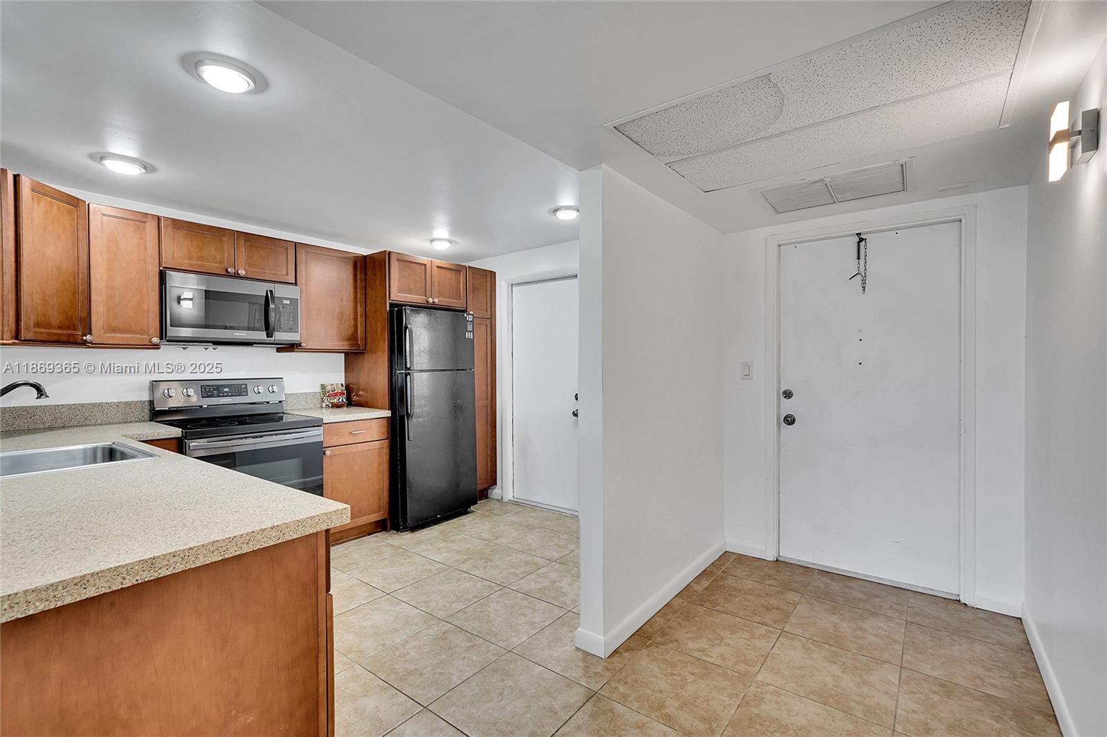 Property photo # 2