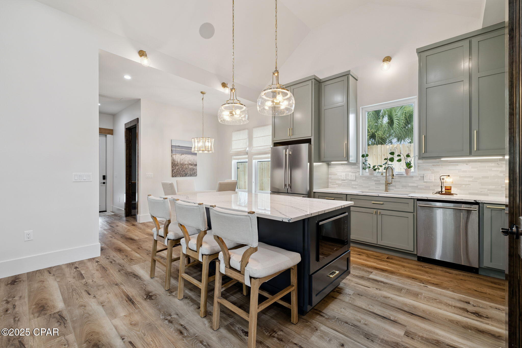 Image 14 For 221 15th Street