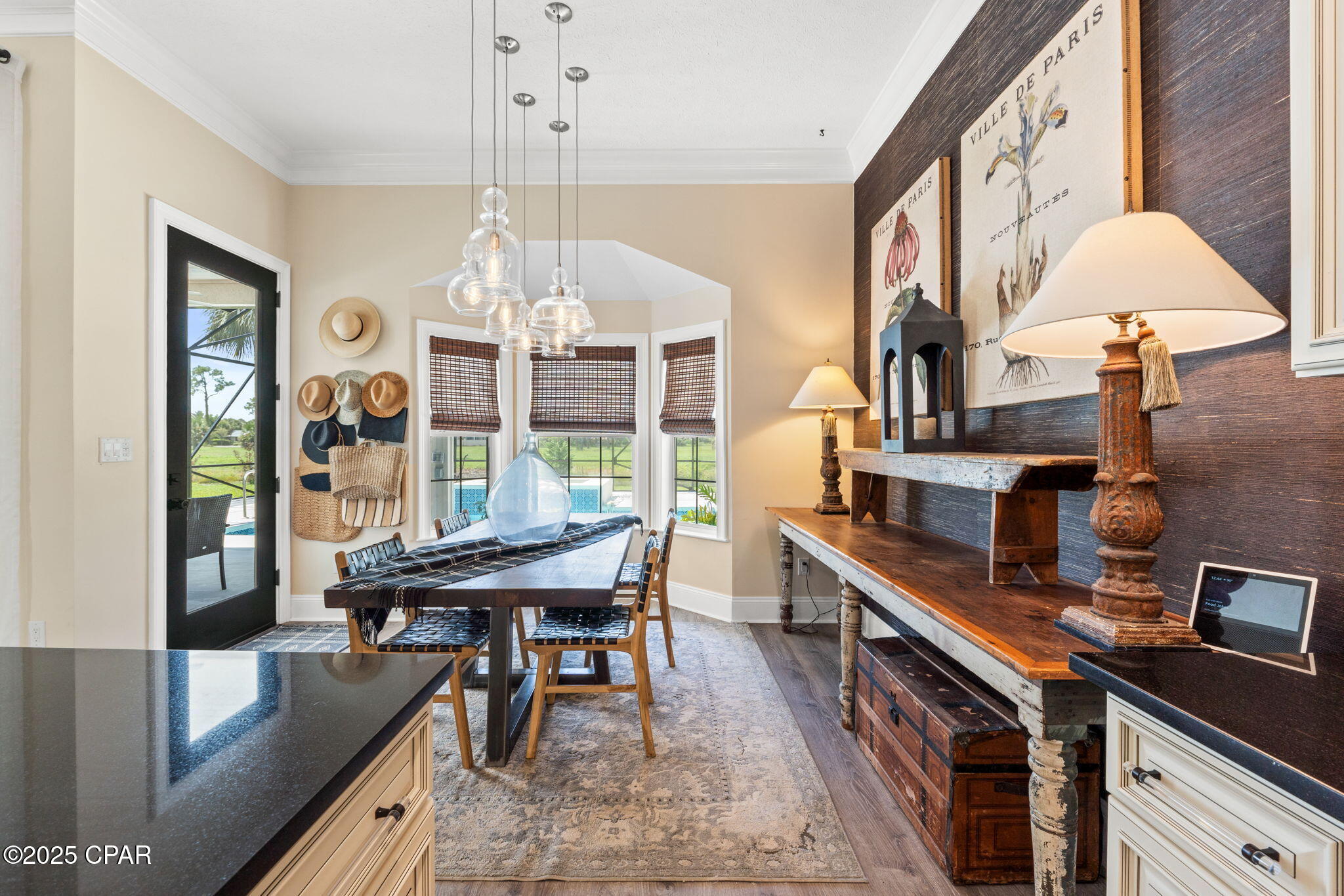 Vyp 5bustdiqe79brgnxh1j_eubo0_lmwozayxfaa_u