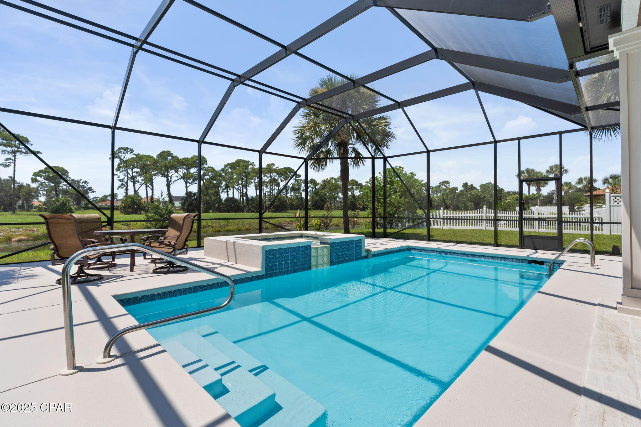 J6exxtsptcdn4eqzqvxe6zct78oiamgqgvr57np67oo