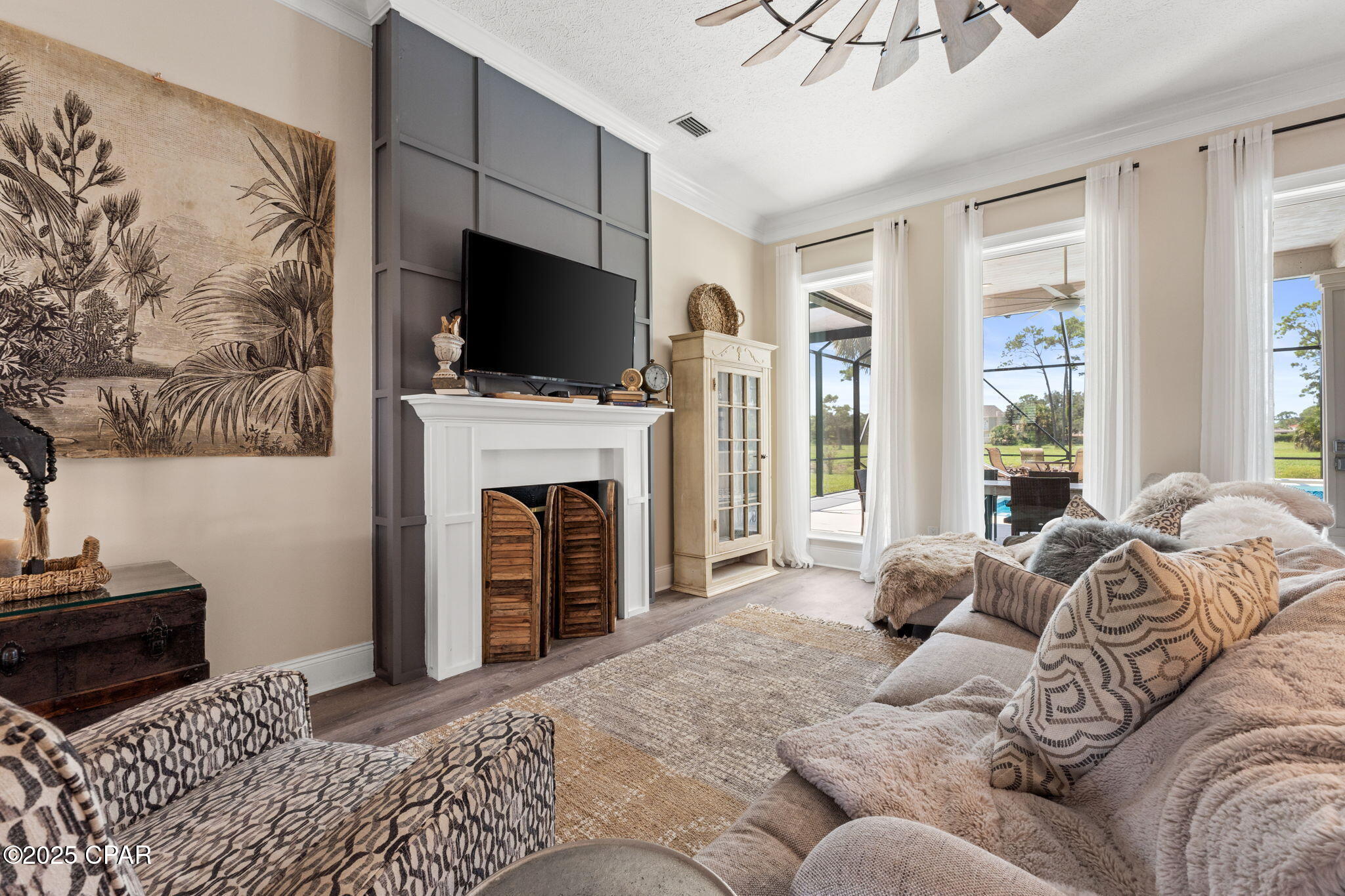 2aar4j6bqubujd3hzzjczeulk0aea7vpb6gpmyy0l_g