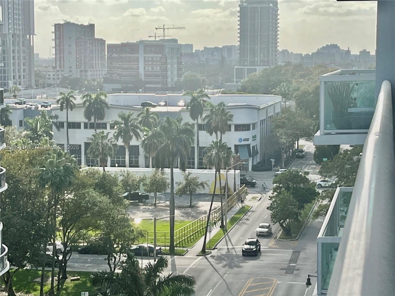 1800 N Bayshore Dr #814, Miami FL 33132