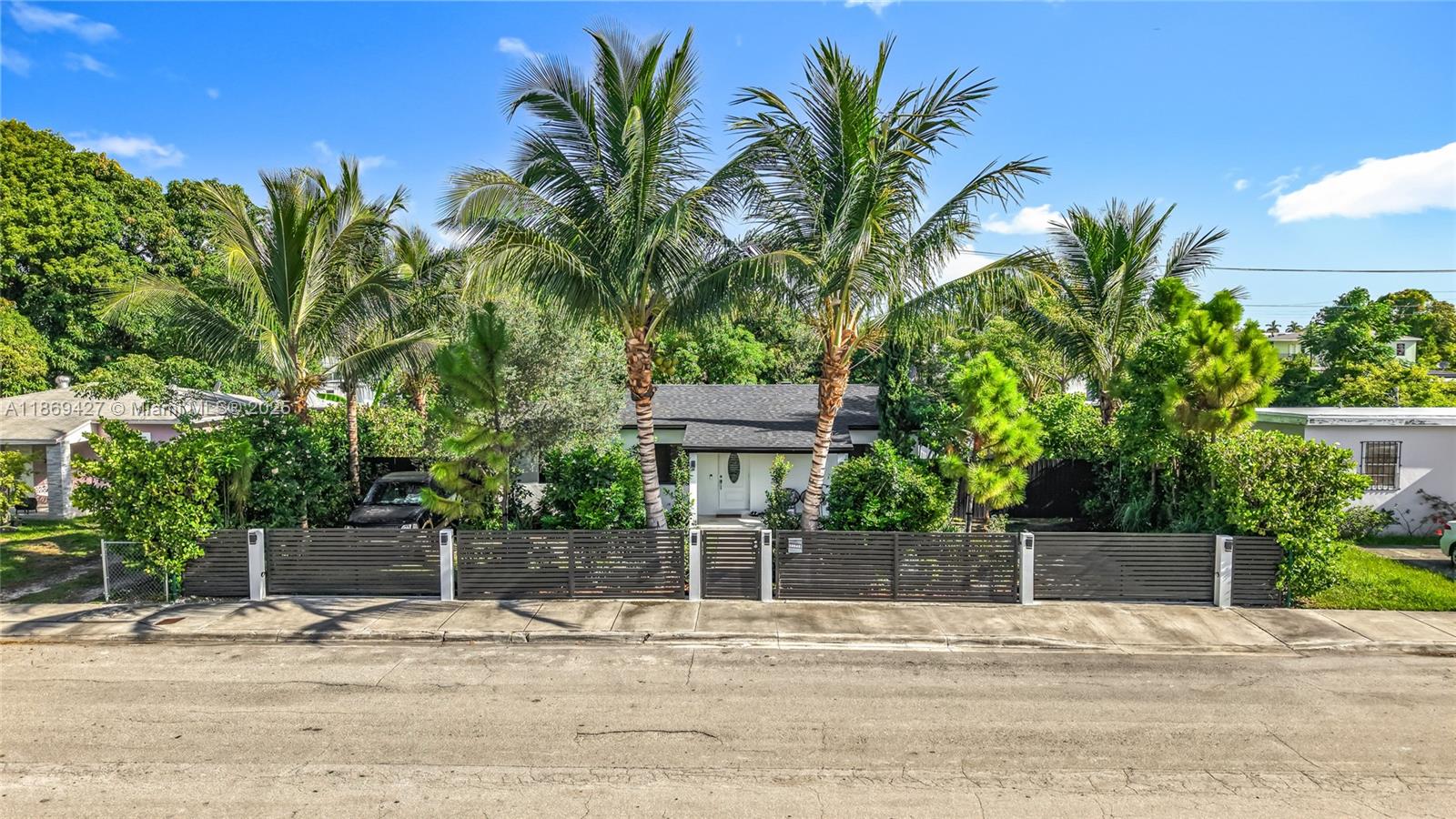 10045 172nd St, Miami, Florida 33157