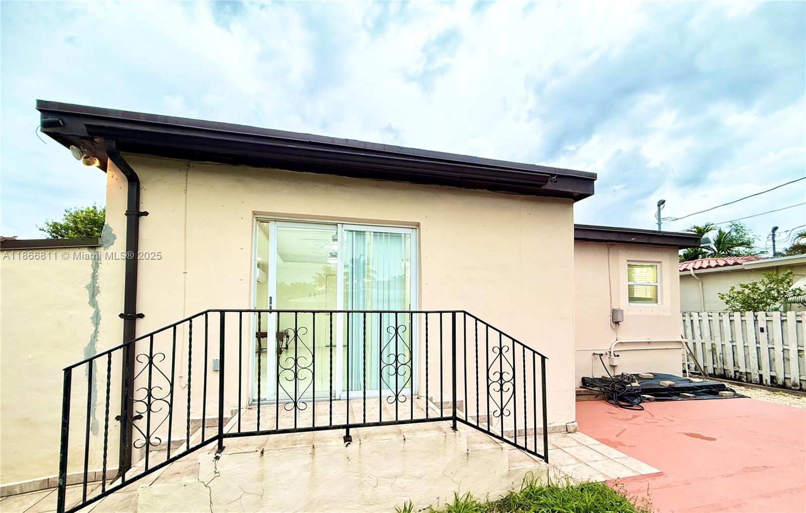 Property photo # 4