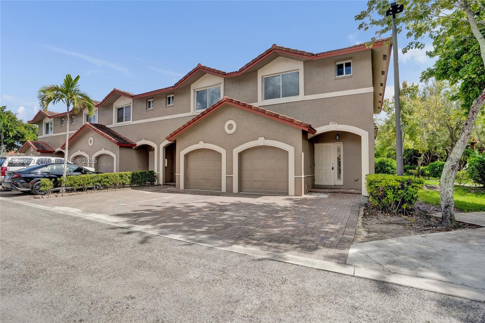 Property photo # 0