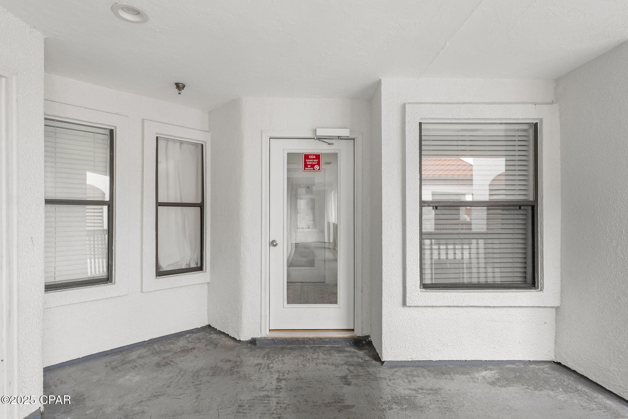 Image 4 For 8730 Thomas Drive 1304a