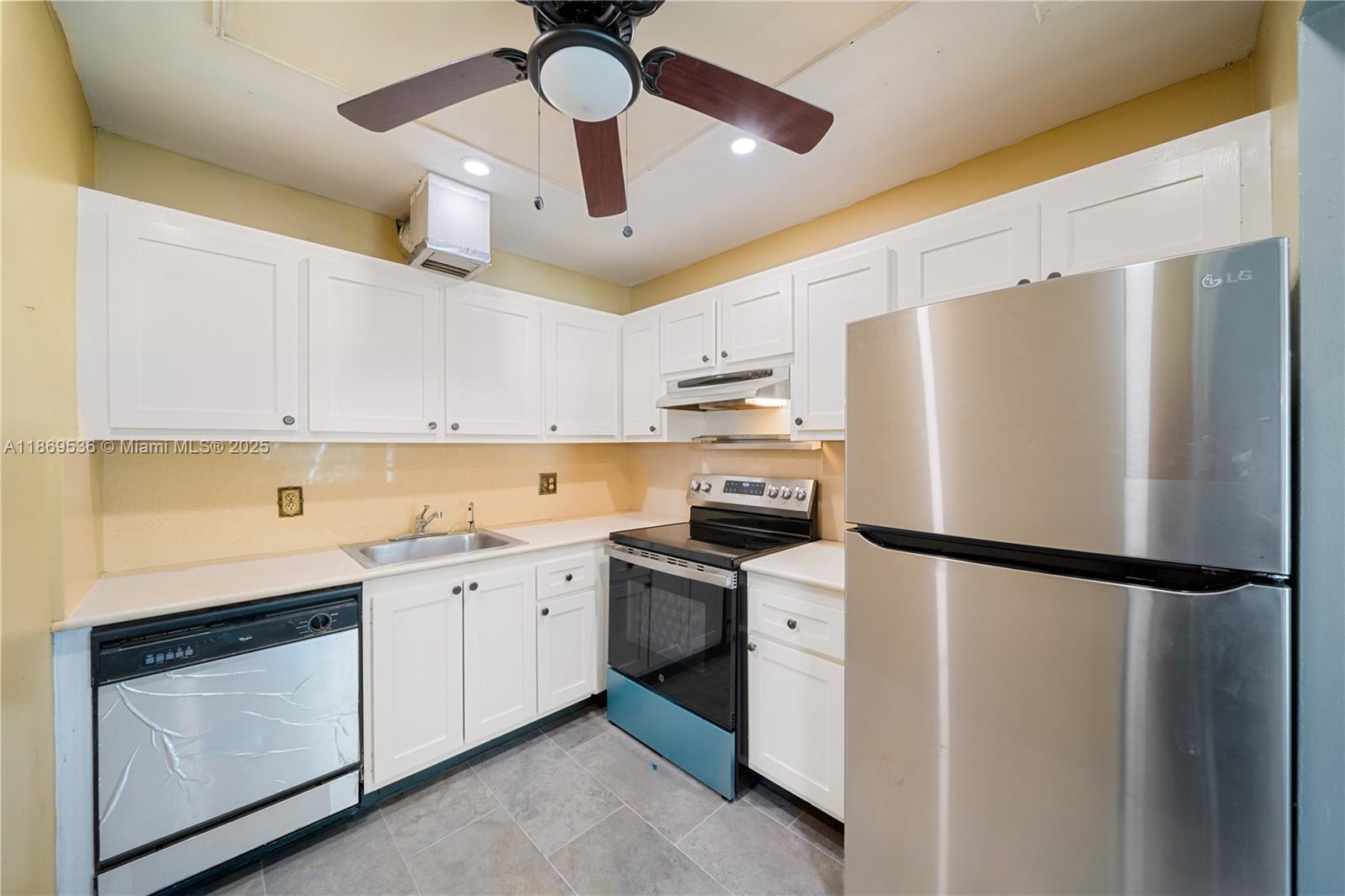 Property photo # 3