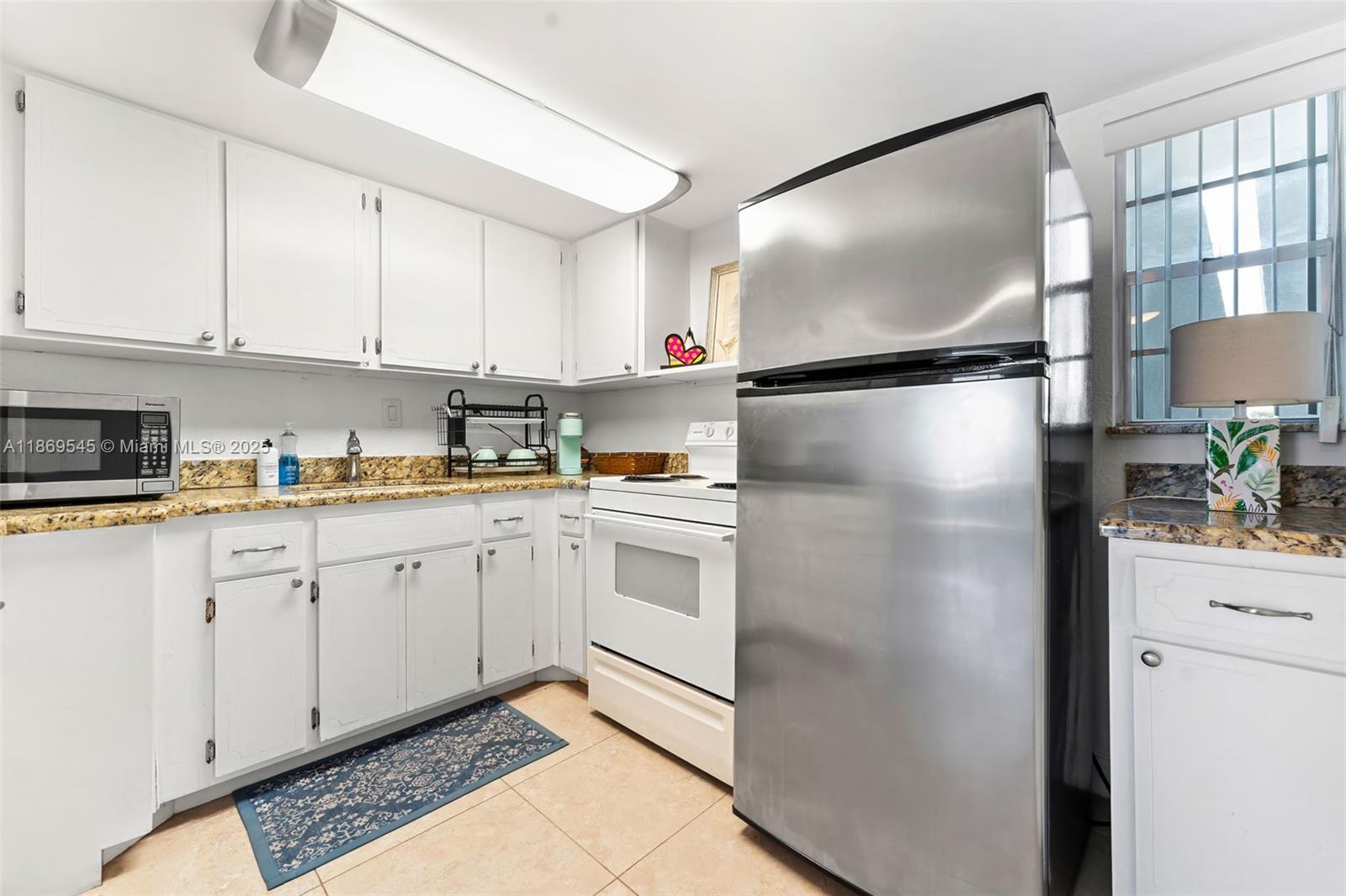 Property photo # 6