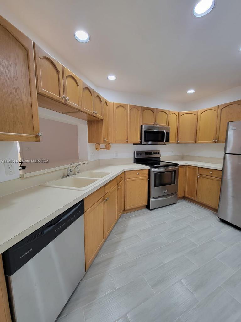 Property photo # 7