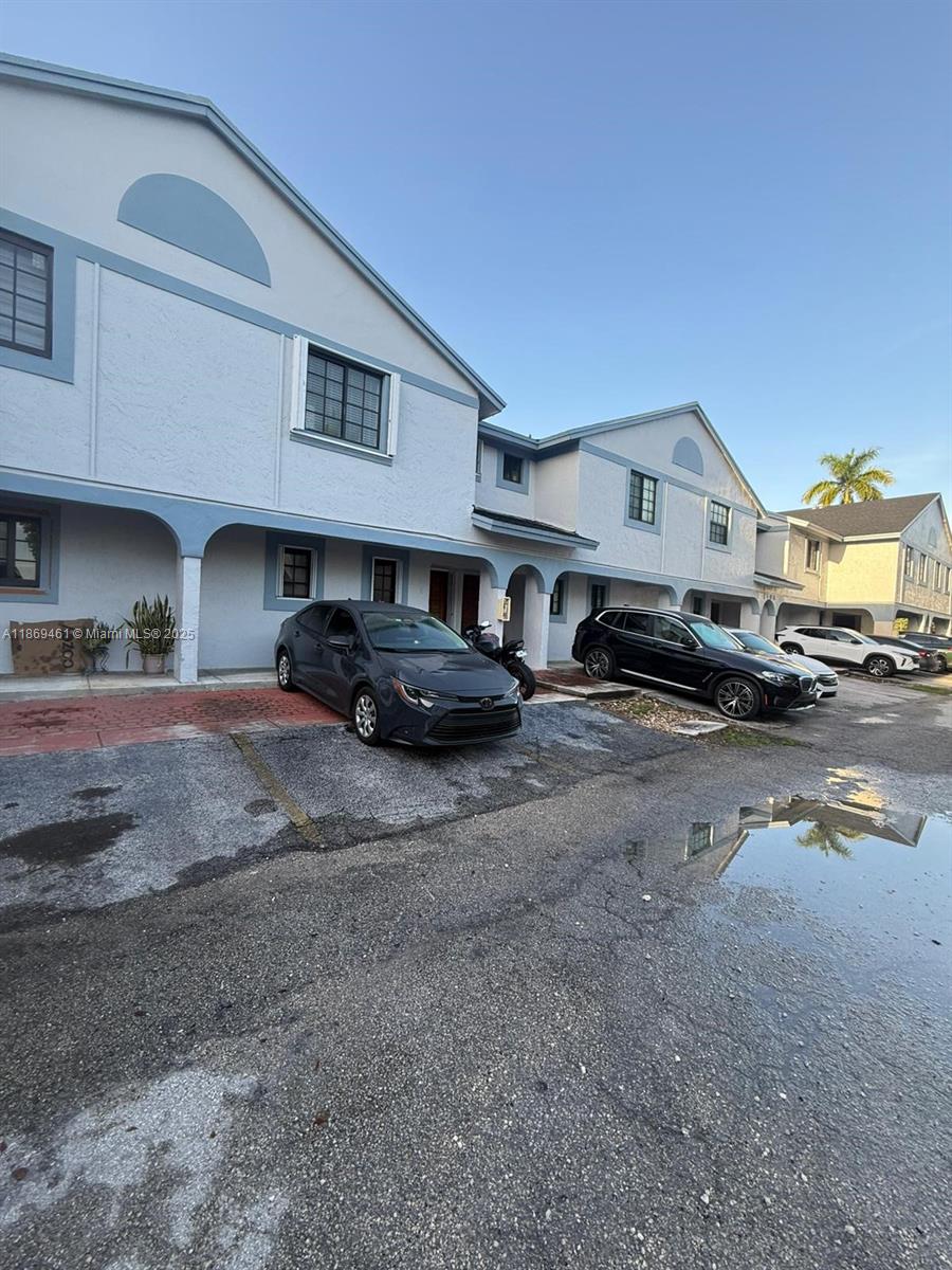 Property photo # 0