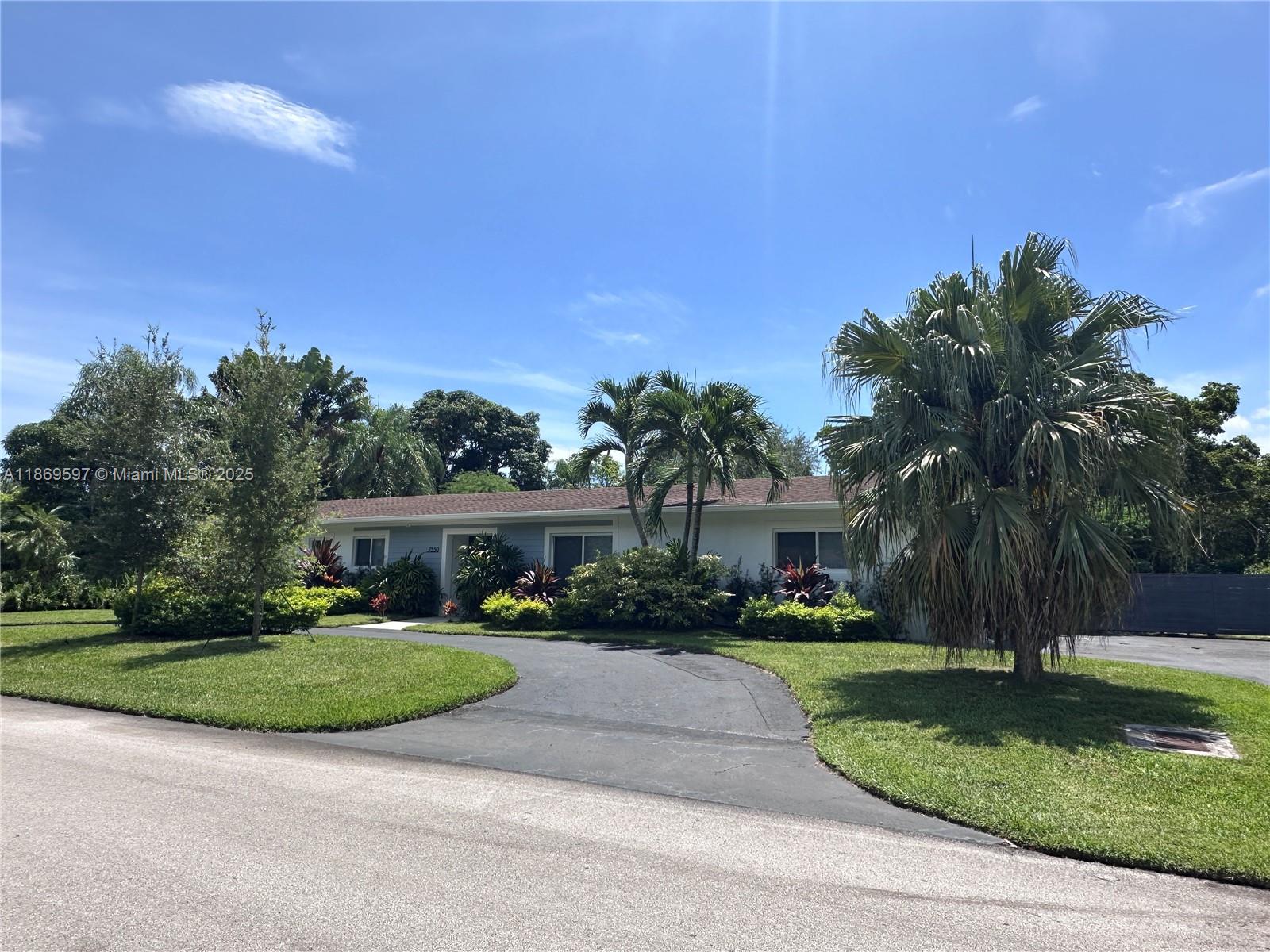 Property photo # 4