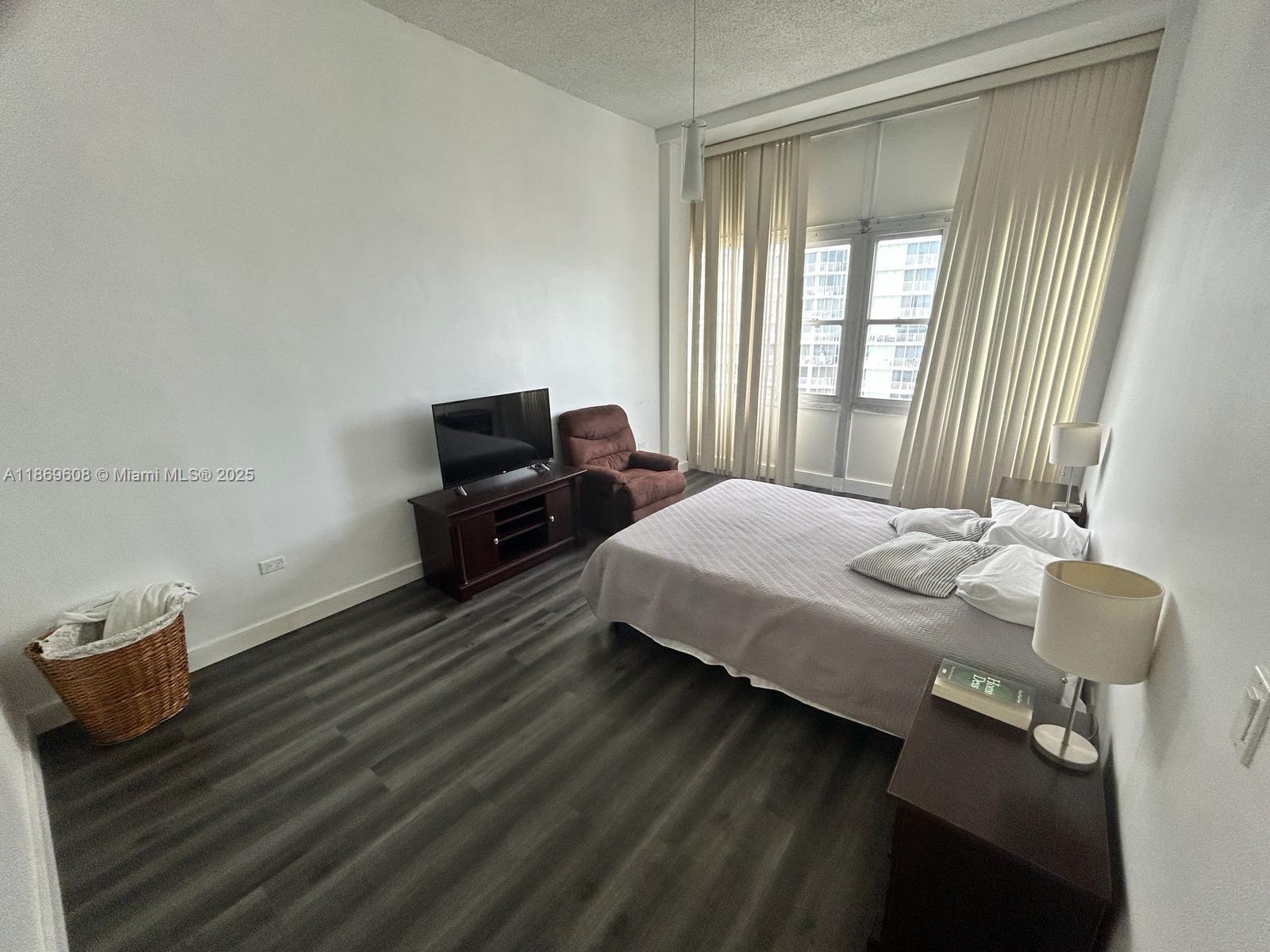 Property photo # 6
