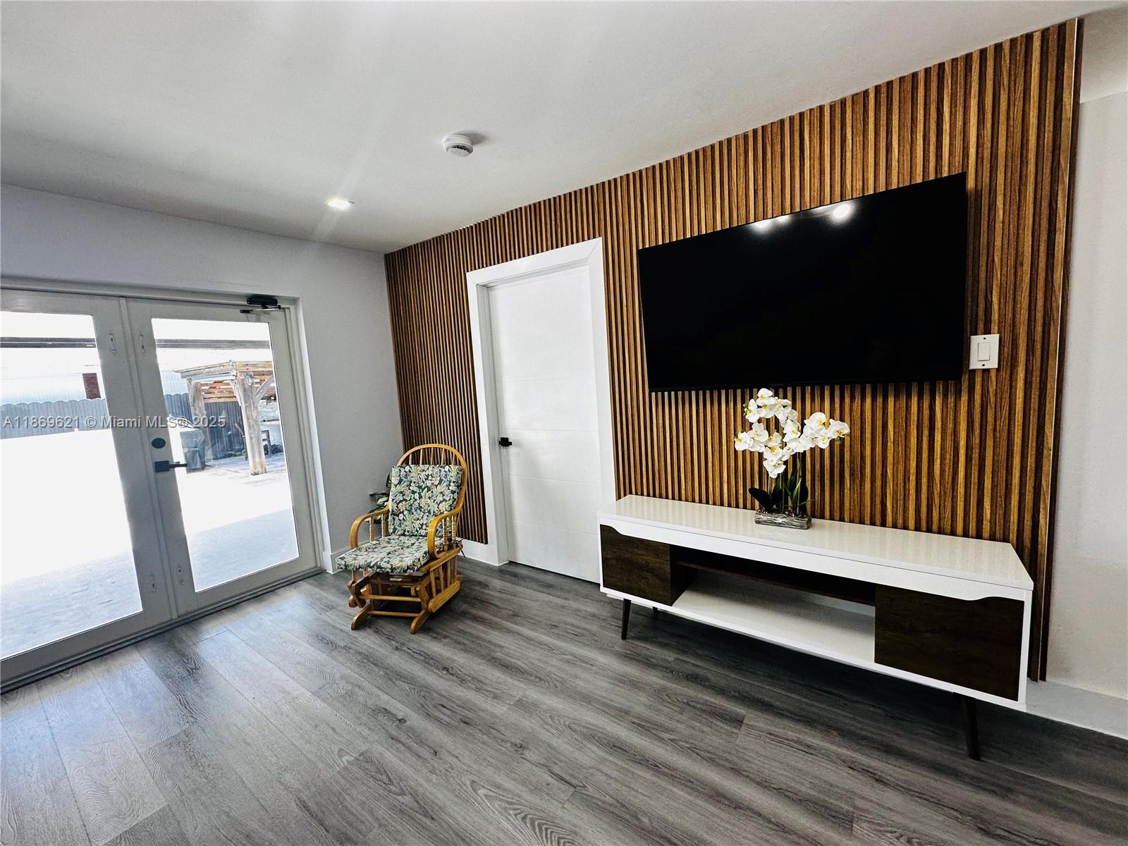 Property photo # 3