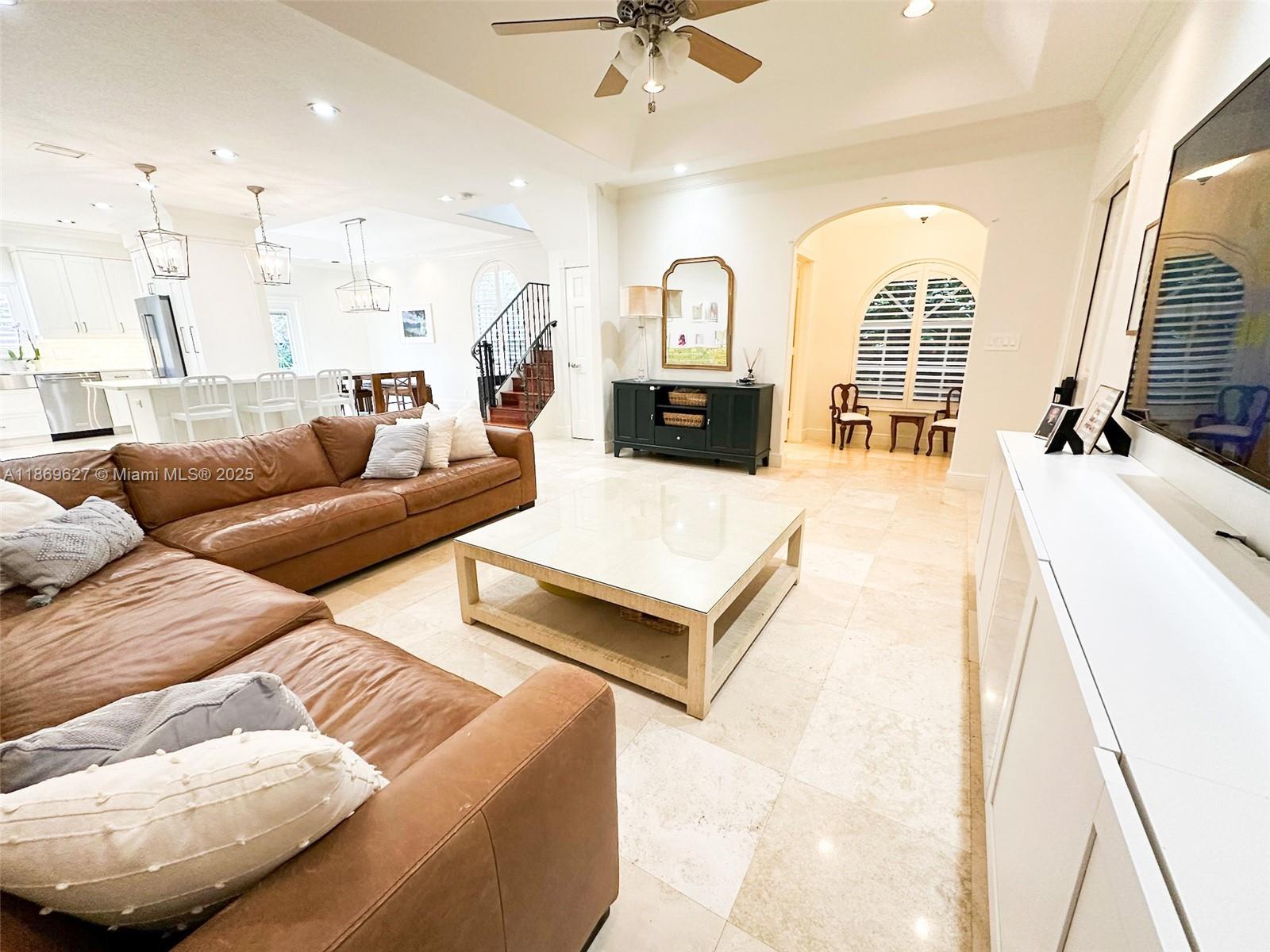 Property photo # 0