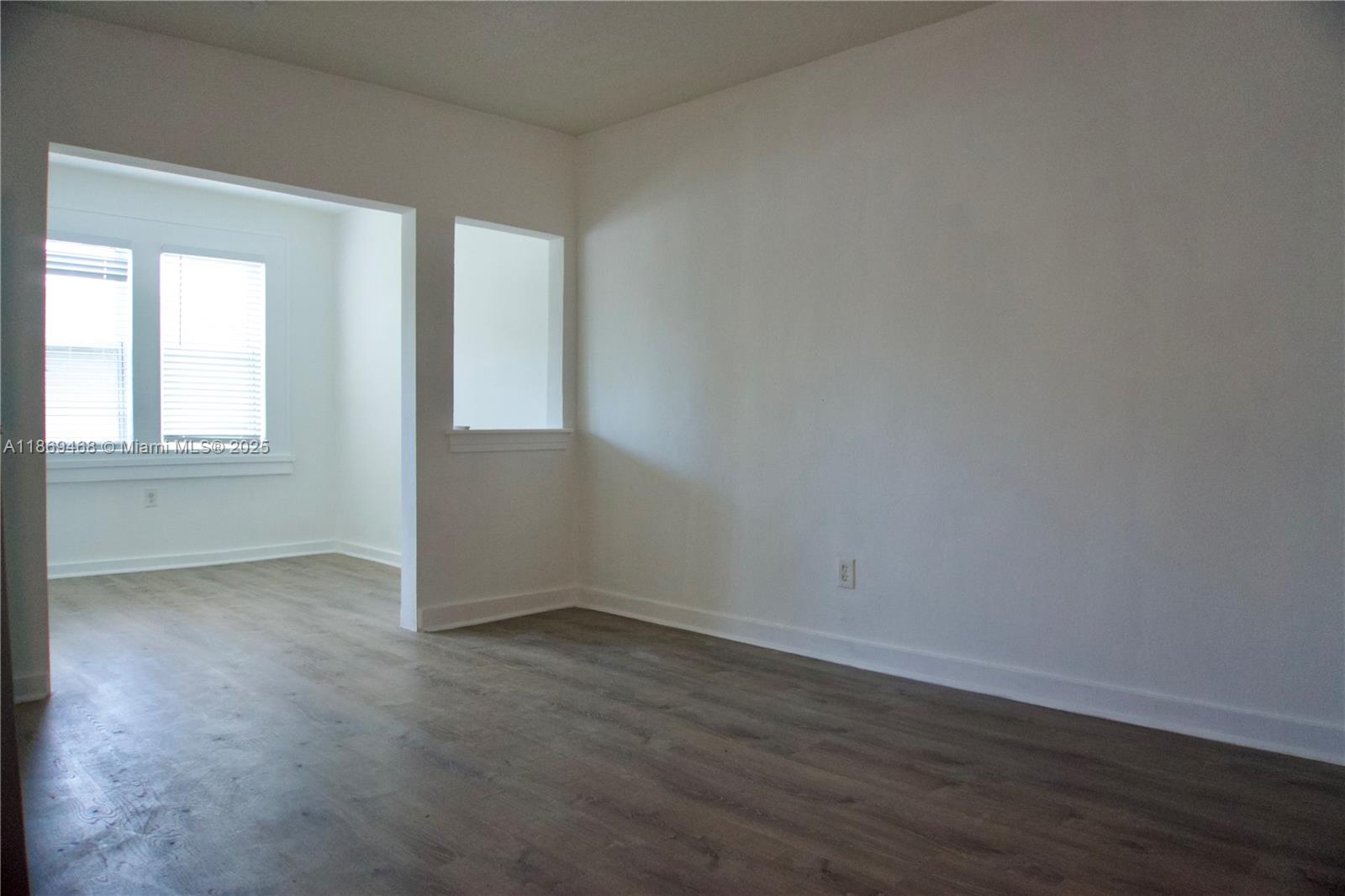 Property photo # 6