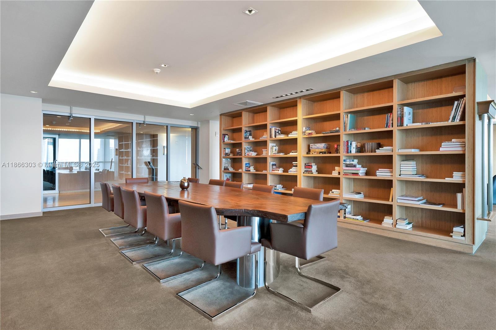 900 Biscayne Blvd #3003, Miami FL 33132