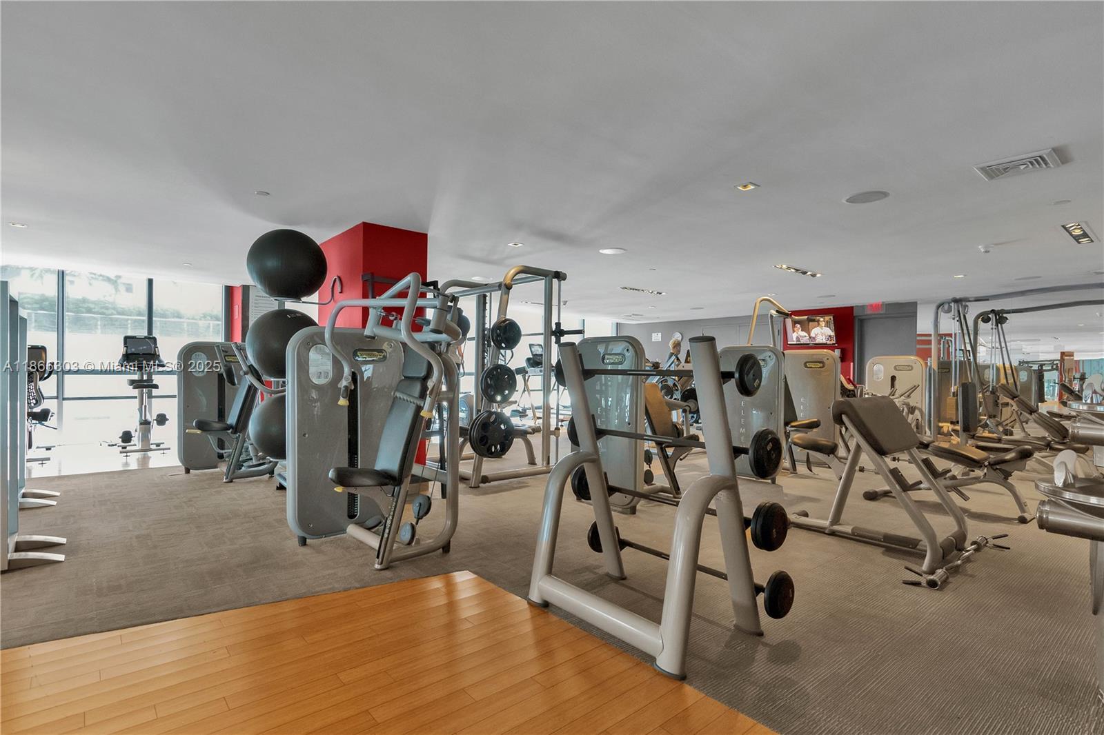 900 Biscayne Blvd #3003, Miami FL 33132