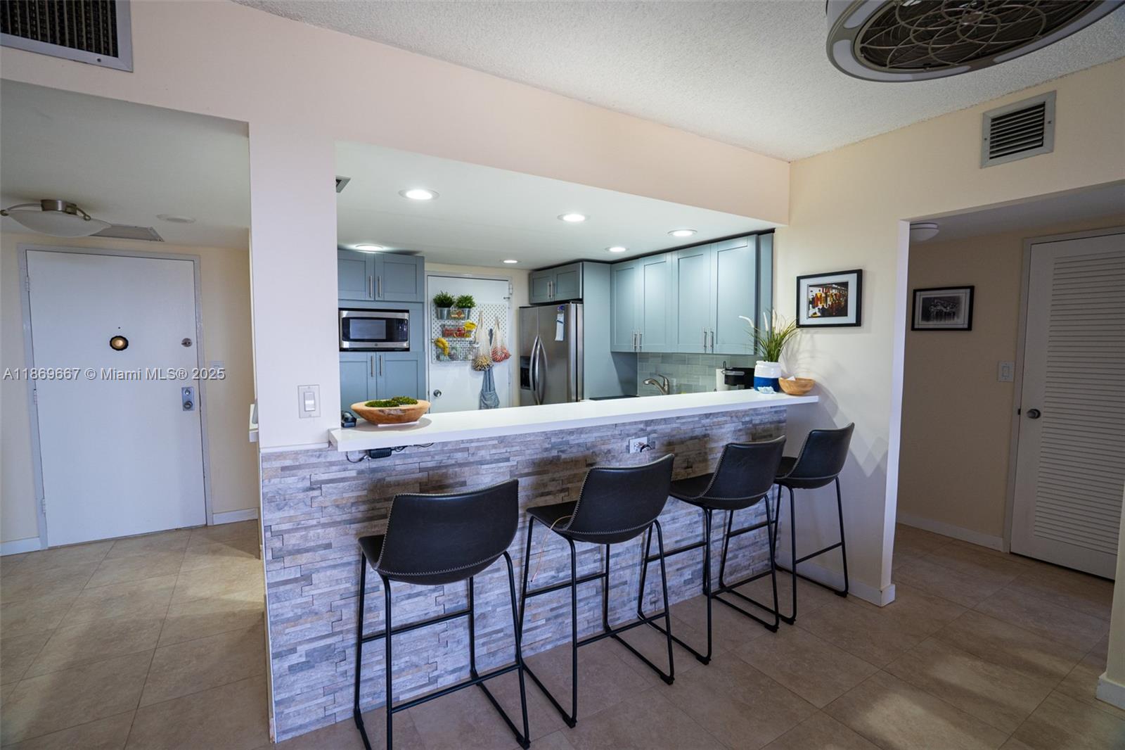 Property photo # 7