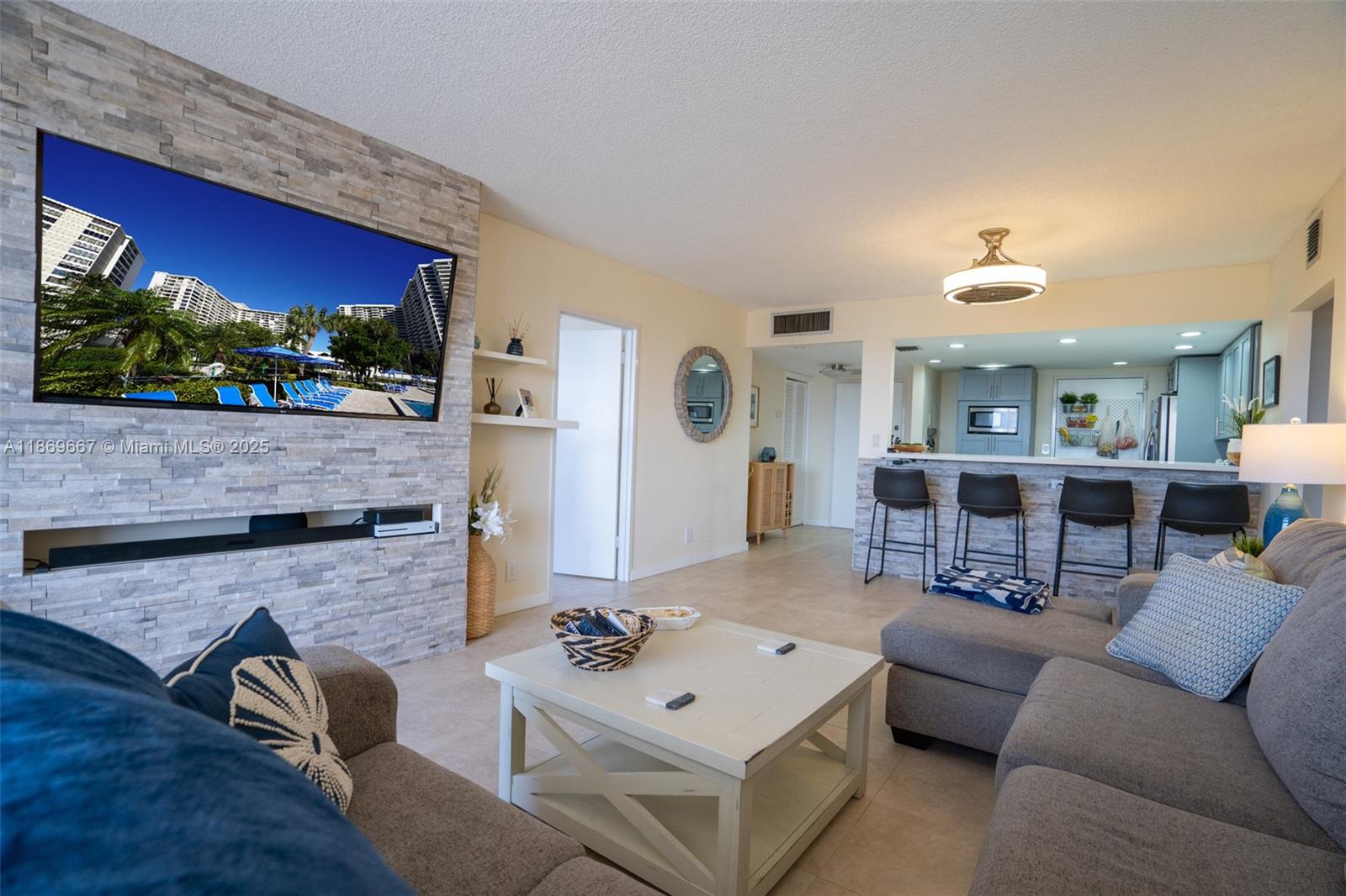 Property photo # 6