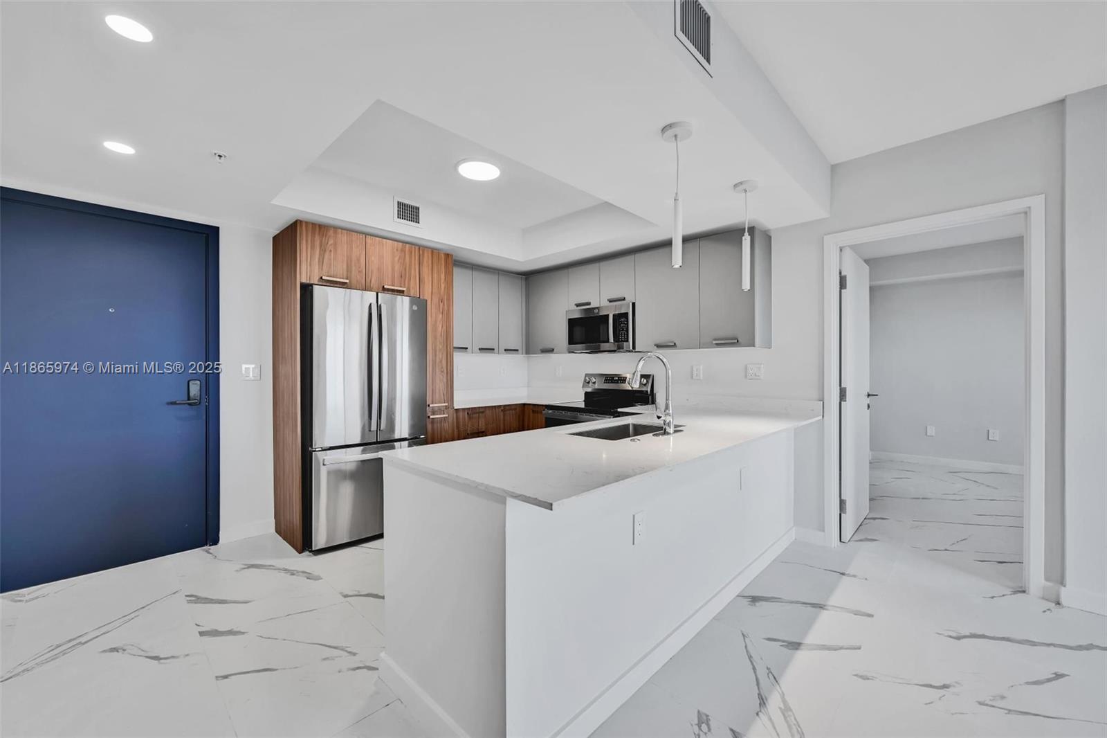 Property photo # 4
