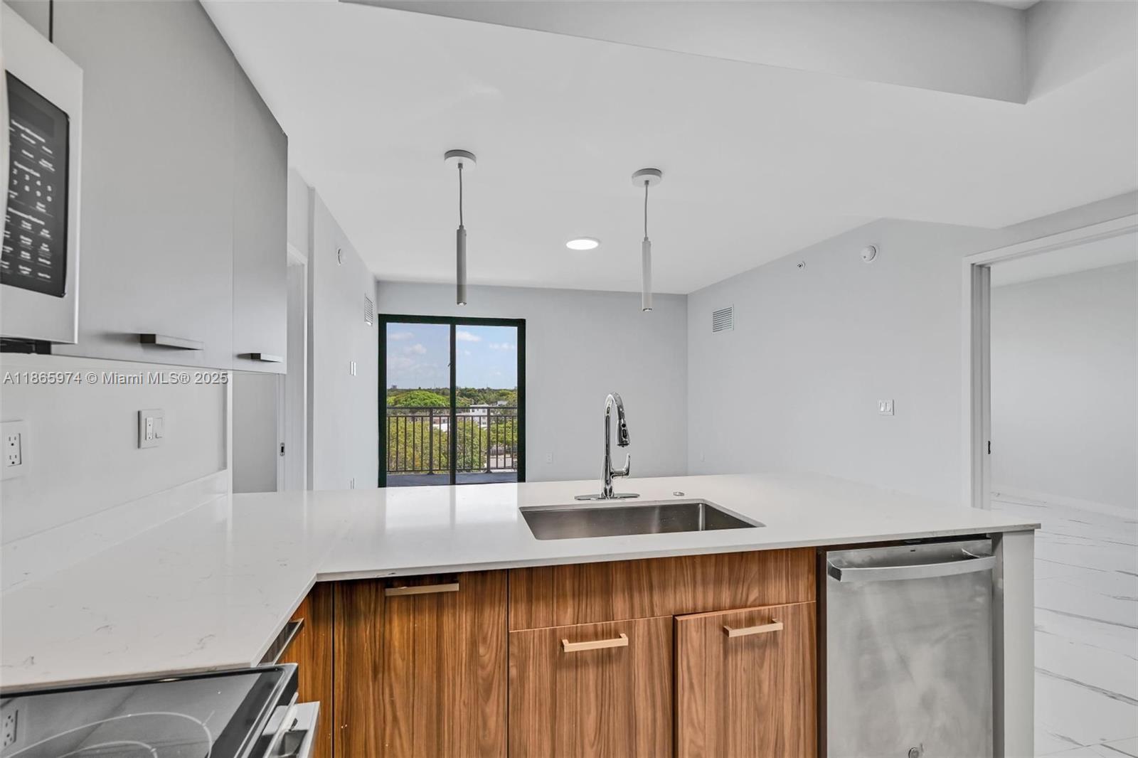 Property photo # 8