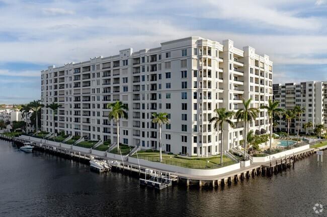 The Pointe Pompano Beach