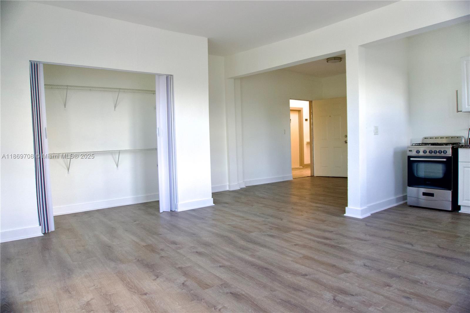Property photo # 0
