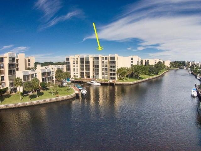 Photo 1 of home located at 15 Royal Palm Way 602, Boca Raton FL