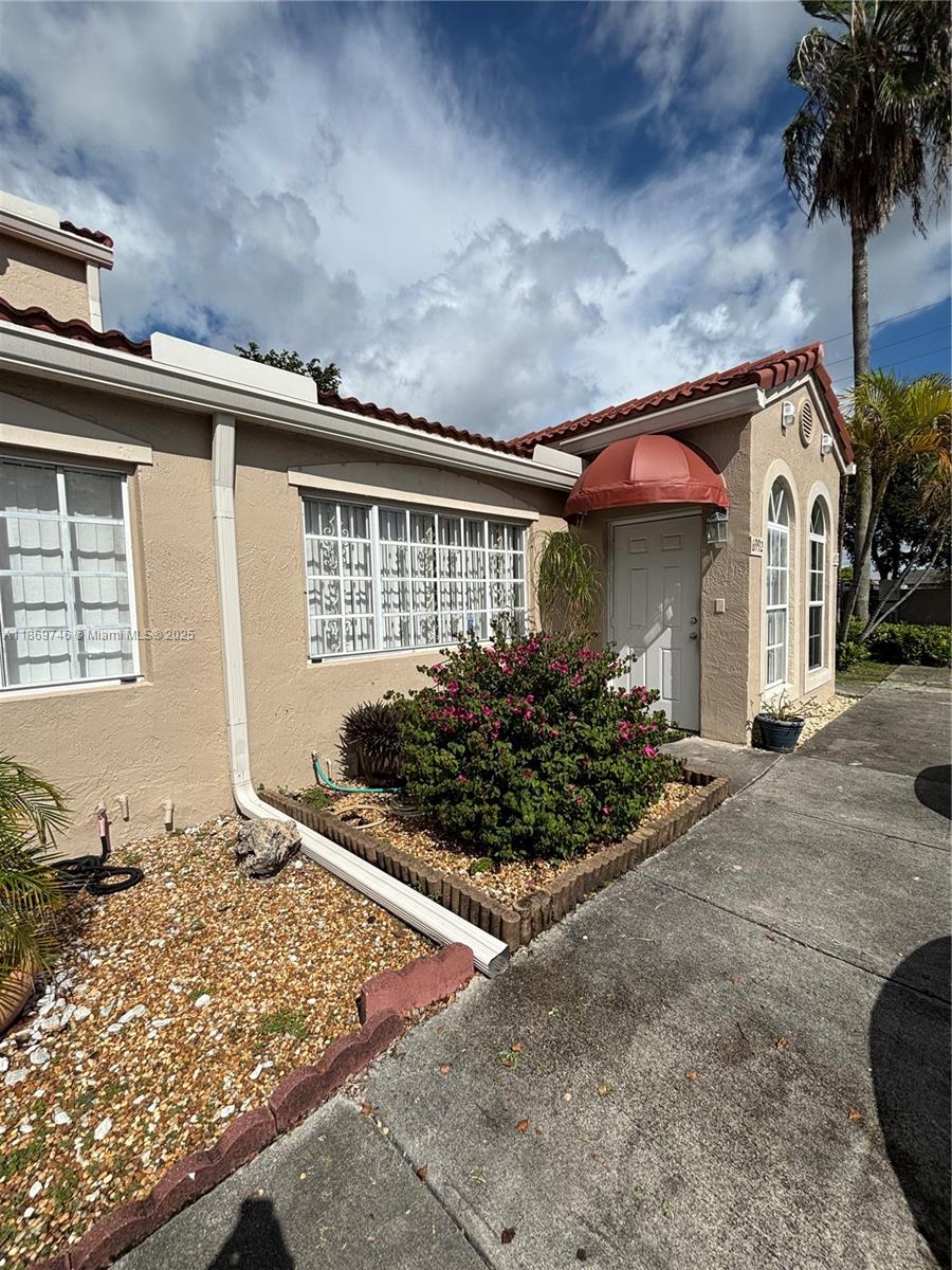 Property photo # 0